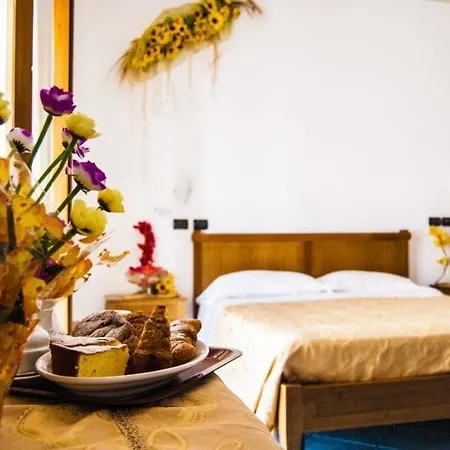 Agriturismo Mare E Monti 酒店 阿杰罗拉