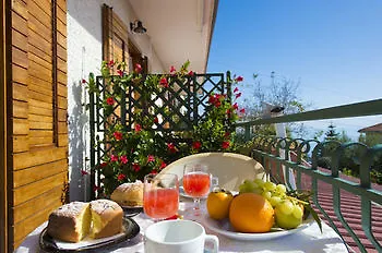 Agriturismo Mare E Monti Hotel *